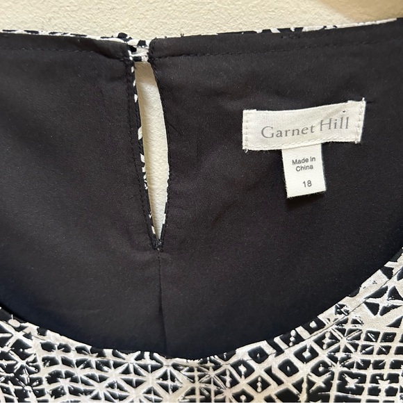 Garnet Hill~ new ~ Silk Geometric Print 3/4 Sleeve Lined Shift Dress in size 18 - Picture 2 of 9